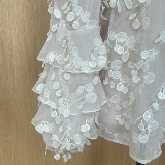 Mint Velvet Textured Ruffle Blouse - Picture 4 of 6